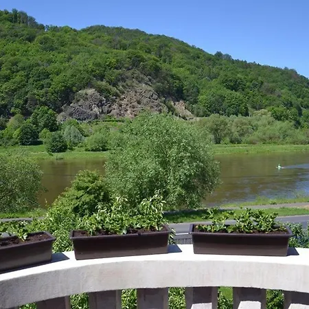 Vila Lukre