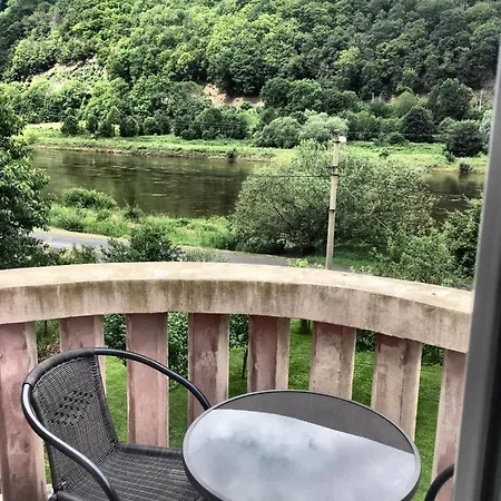 Vila Vila Lukre *
